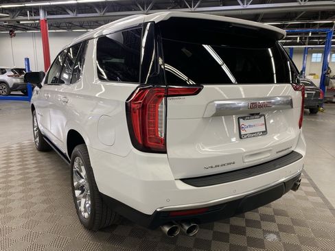 Used 2021 GMC Yukon Denali w/ Denali Premium Package image 7