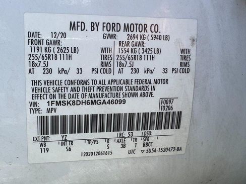 Used 2021 Ford Explorer XLT w/ Equipment Group 202A AWD/4WD image 20