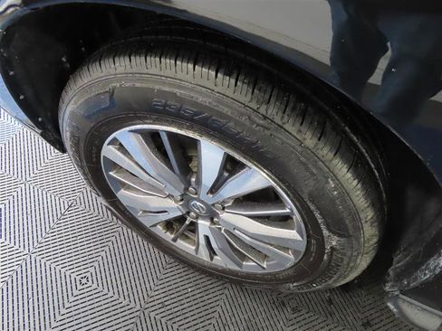 Used 2019 Nissan Pathfinder S AWD/4WD image 6
