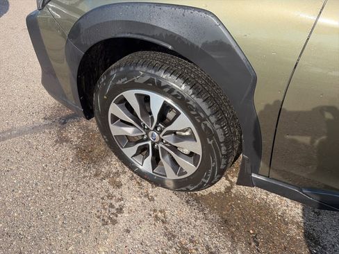 Used 2025 Subaru Outback Limited image 7