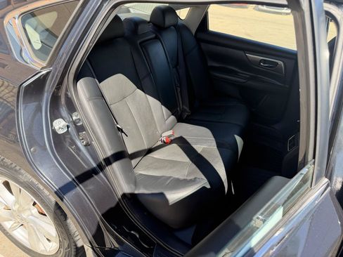 Used 2015 Nissan Altima 2.5 SL w/ Technology Package FWD image 26