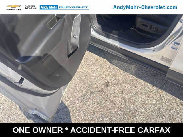 Used 2020 Chevrolet Equinox LT FWD image 12