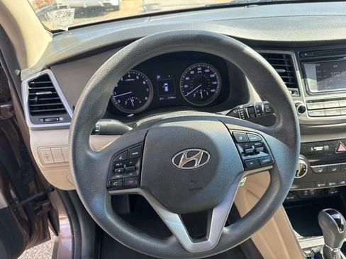 Used 2017 Hyundai Tucson SE image 27
