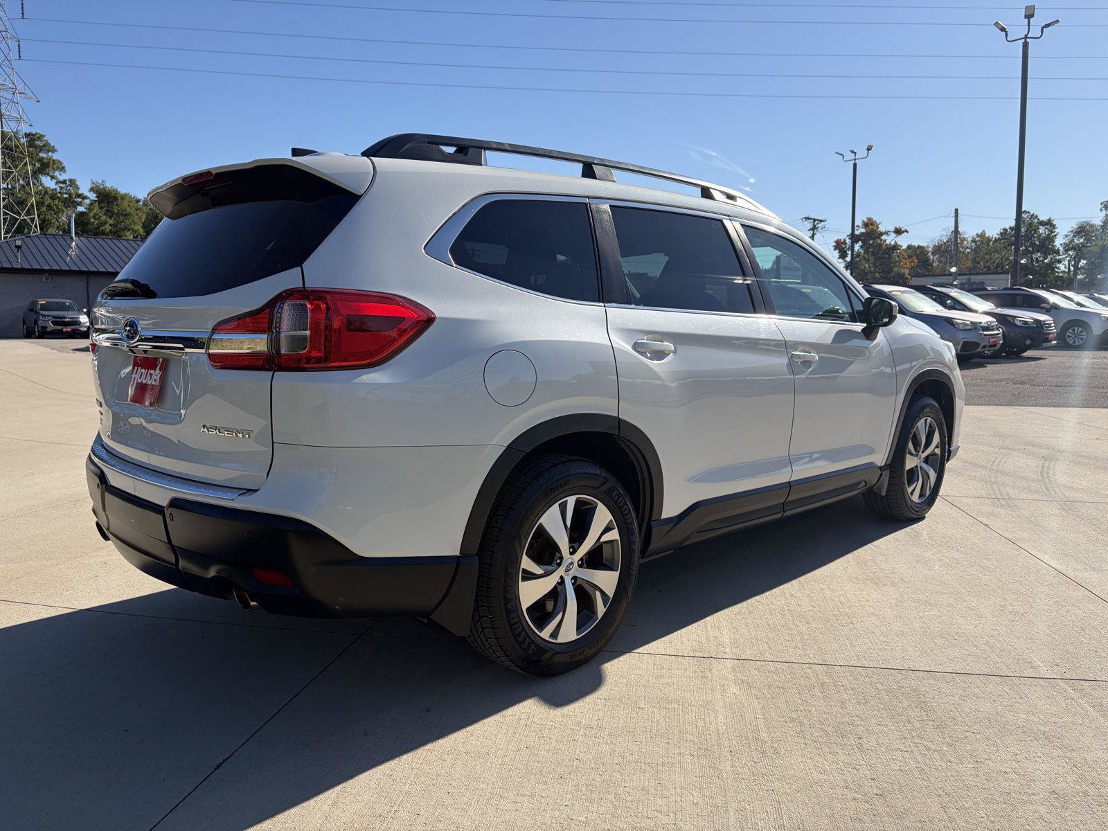 Used 2019 Subaru Ascent Premium AWD/4WD image 8