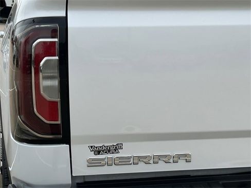 Used 2018 GMC Sierra 1500 Denali image 7