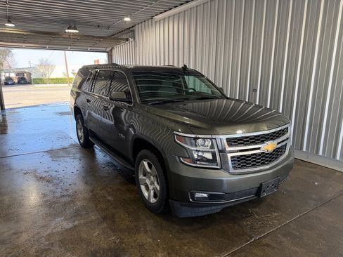 Used 2019 Chevrolet Suburban LT w/ Texas Edition Package image 4