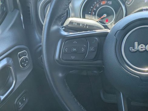 Used 2022 Jeep Wrangler Unlimited Sport AWD/4WD image 13