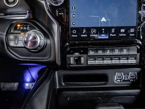 Used 2022 RAM 3500 Limited image 27