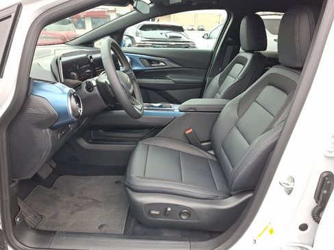 New 2026 Chevrolet Equinox EV LT AWD/4WD image 6