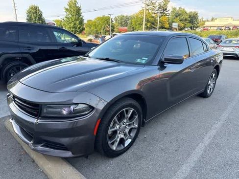 Used 2017 Dodge Charger SXT w/ AWD Plus Group image 1