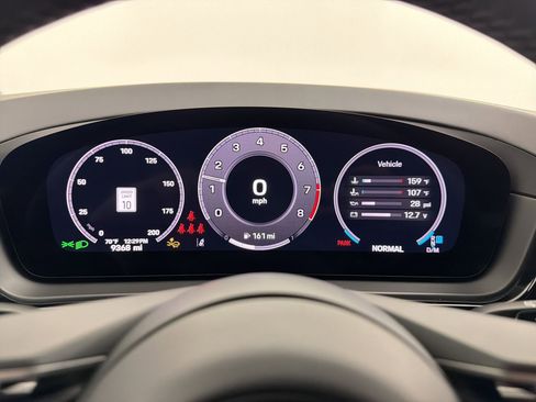 Certified 2025 Porsche Cayenne S AWD/4WD image 19