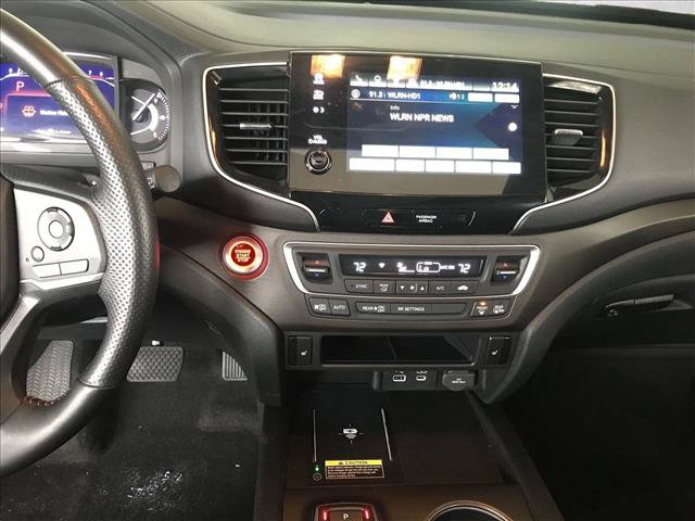 Used 2024 Honda Passport TrailSport image 16