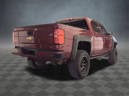 Used 2018 Chevrolet Silverado 1500 LT w/ All Star Edition AWD/4WD image 3