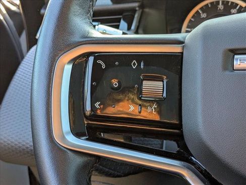 Used 2023 Land Rover Range Rover Velar R-Dynamic S image 15