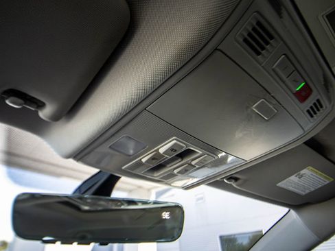 Used 2021 Volkswagen Jetta SE w/ SE Cold Weather Package image 30