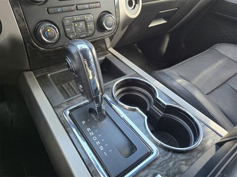 Used 2015 Ford Expedition Limited image 15