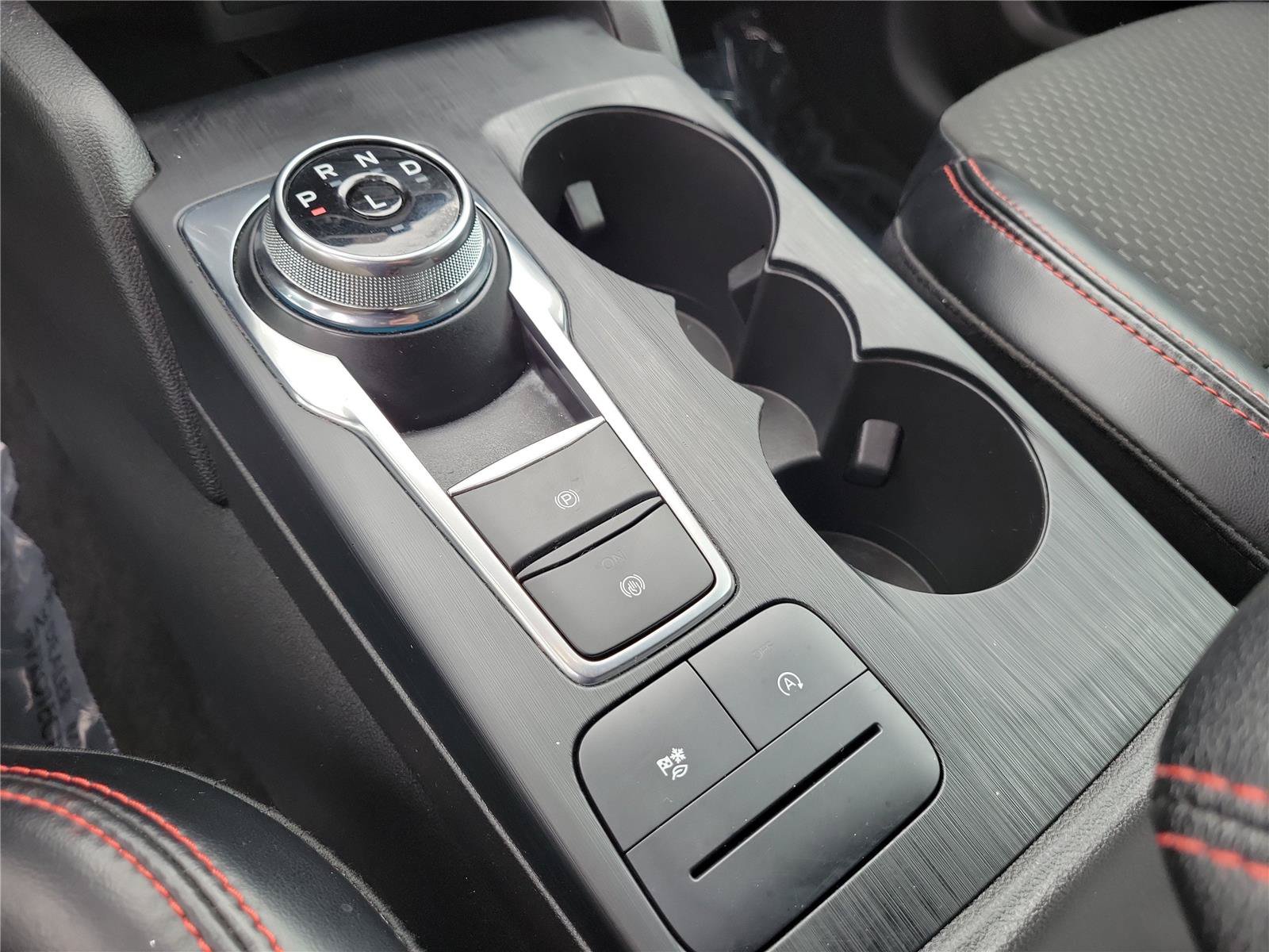 Used 2024 Ford Escape ST-Line AWD/4WD image 32