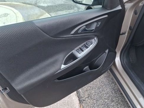 Used 2024 Chevrolet Malibu LT image 10