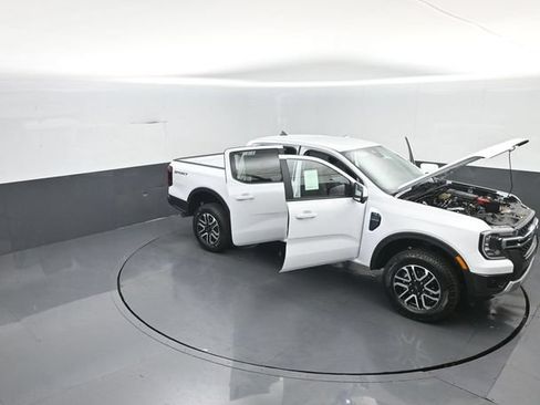 New 2026 Ford Ranger Lariat w/ Trailer Tow Package RWD image 30