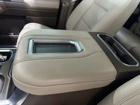 Used 2022 GMC Sierra 1500 SLT w/ SLT Premium Plus Package image 23