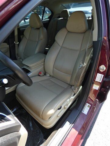 Used 2015 Acura TLX w/ Technology Package FWD image 40