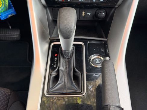 Used 2022 Mitsubishi Eclipse Cross ES AWD/4WD image 22