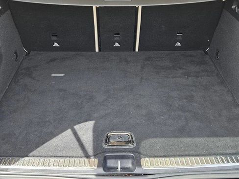 Used 2022 Mercedes-Benz GLC 300 image 6