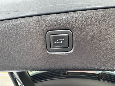 Used 2024 Chevrolet Blazer LT FWD image 27