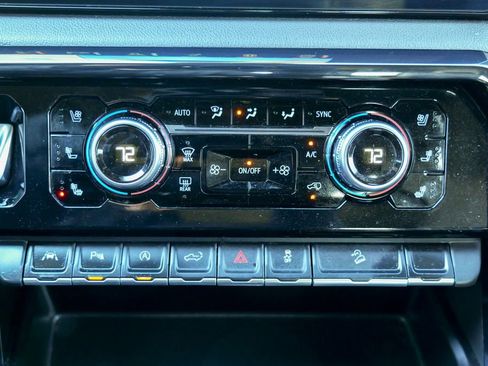 Used 2024 GMC Sierra 1500 AT4 w/ Technology Package image 60