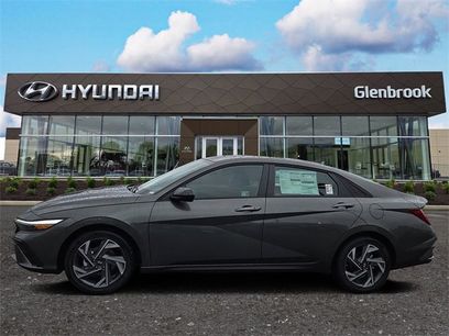 New 2025 Hyundai Elantra SEL