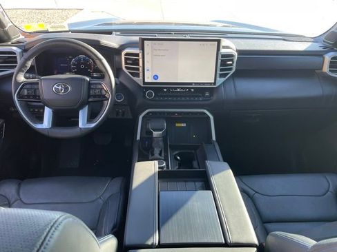 Used 2024 Toyota Sequoia Platinum image 12