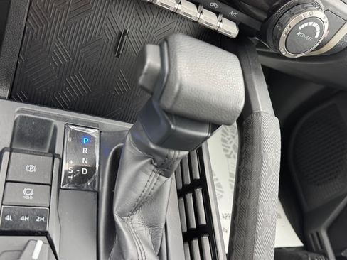 Used 2024 Toyota Tacoma SR5 image 6