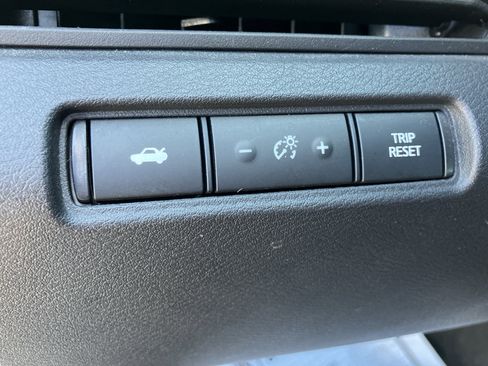 Used 2022 Nissan Altima 2.5 SR w/ Midnight Edition Package AWD/4WD image 17