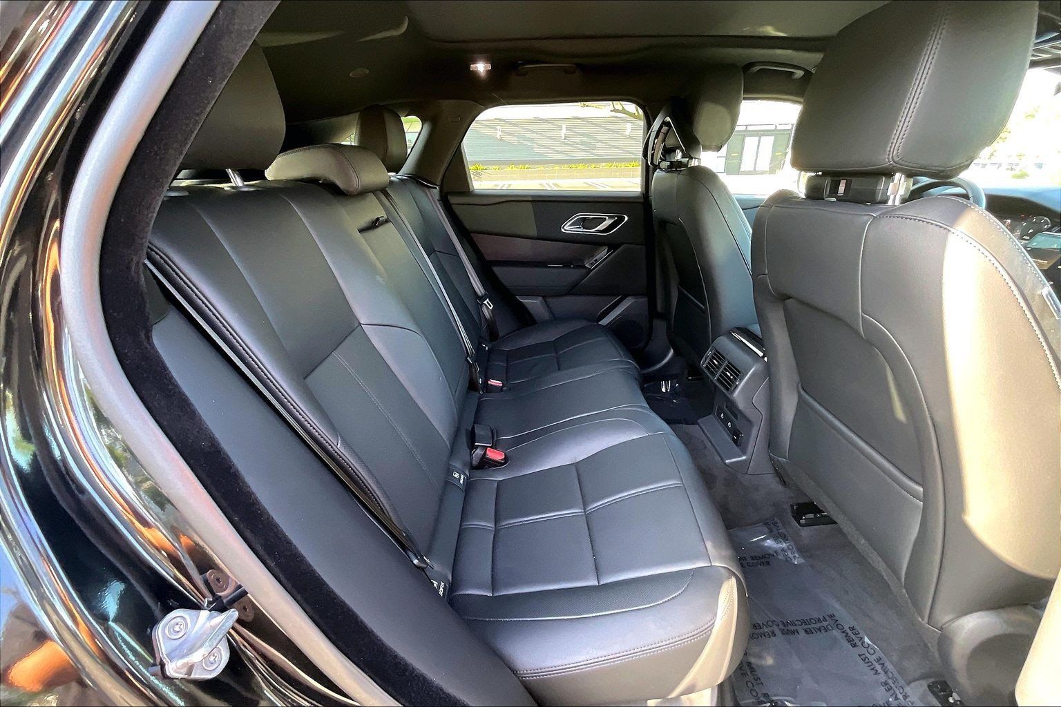 Used 2026 Land Rover Range Rover Velar Dynamic SE AWD/4WD image 19