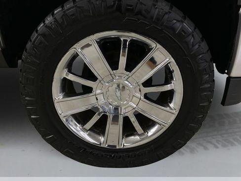 Used 2014 Chevrolet Silverado 1500 High Country w/ High Country Premium Package image 15