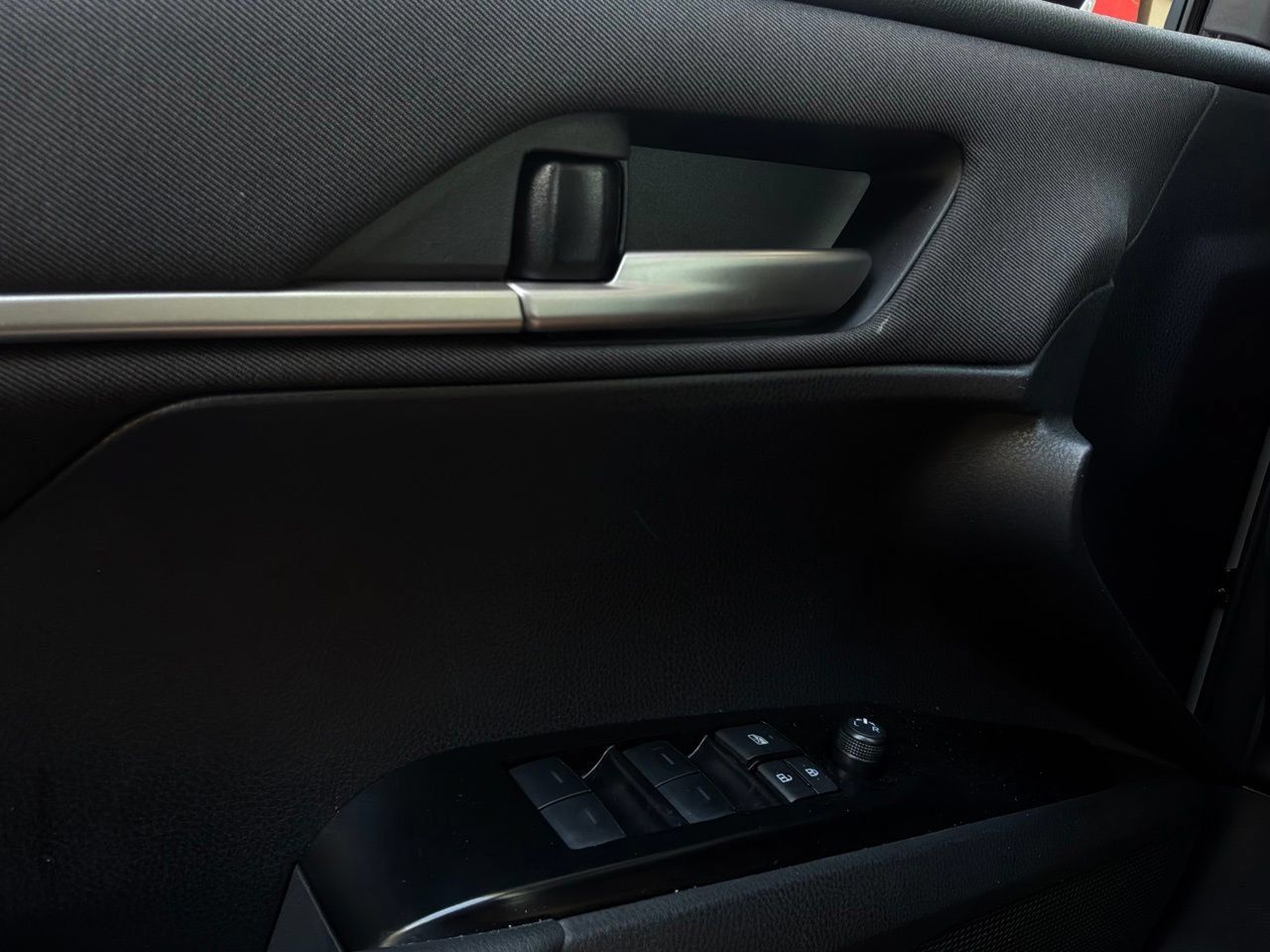 Used 2026 Toyota Camry LE FWD image 22