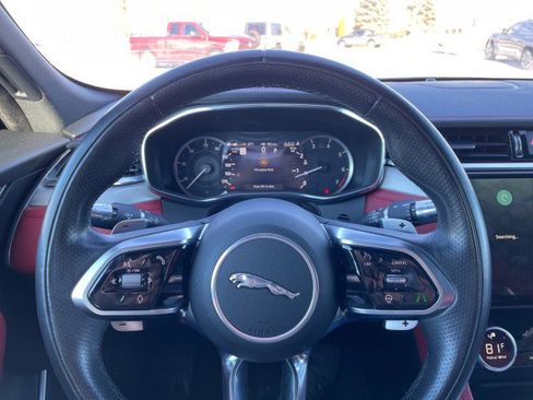 Used 2021 Jaguar F-PACE R-Dynamic S image 17