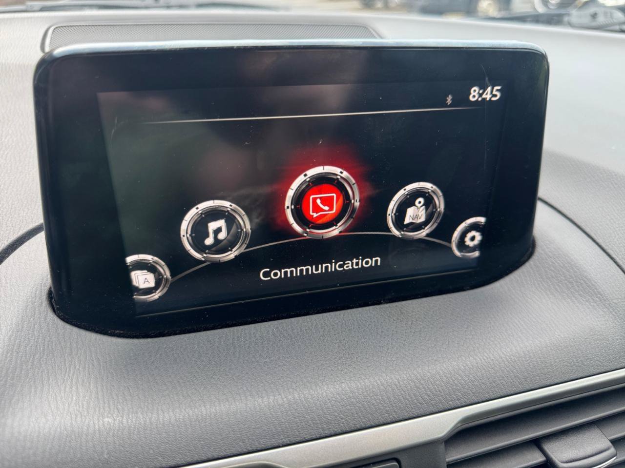 Used 2018 MAZDA MAZDA3 Sport w/ Preferred Equipment Package FWD image 19