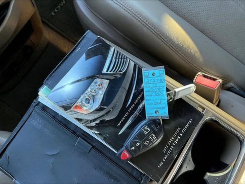Used 2012 Chrysler Town & Country Touring w/ Entertainment Group #1 image 14