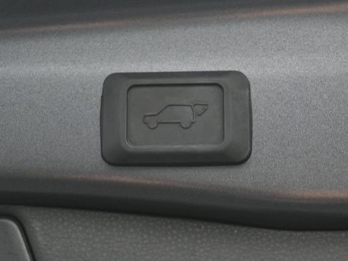 Used 2023 Toyota RAV4 Limited w/ Limited Grade Weather Package AWD/4WD image 33