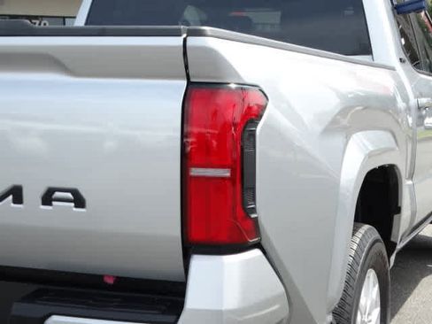 Certified 2024 Toyota Tacoma SR5 image 11