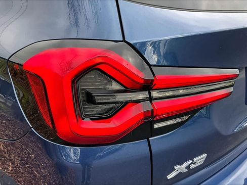 Certified 2024 BMW X3 xDrive30i w/ Premium Package w/ZPA image 28