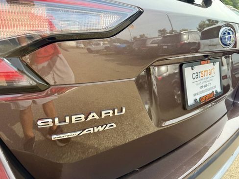Used 2022 Subaru Outback Limited AWD/4WD image 11