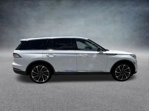 Used 2021 Lincoln Aviator Reserve w/ Equipment Group 202A AWD/4WD image 6