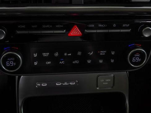 New 2026 Hyundai Ioniq 9 SEL AWD/4WD image 24