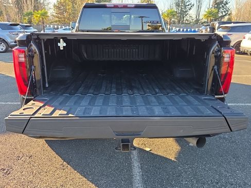Used 2024 GMC Sierra 3500 Denali Ultimate image 16