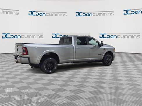 Used 2024 RAM 3500 Limited w/ Night Edition AWD/4WD image 8