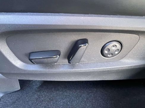 New 2026 INFINITI QX60 Luxe w/ Cargo Package image 15