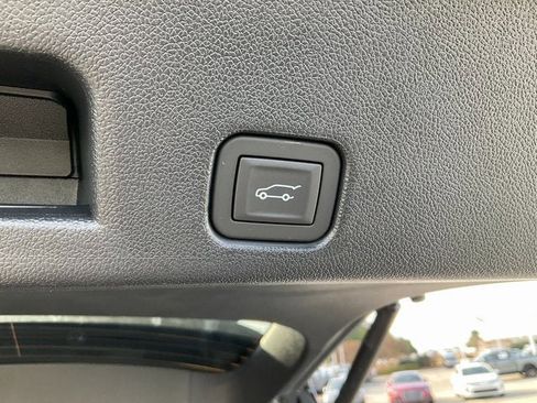 New 2025 GMC Acadia Elevation w/ Black Edition image 17