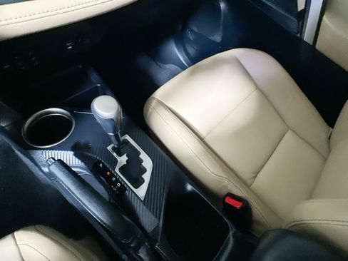 Used 2015 Toyota RAV4 Limited w/ Outdoor Package image 26